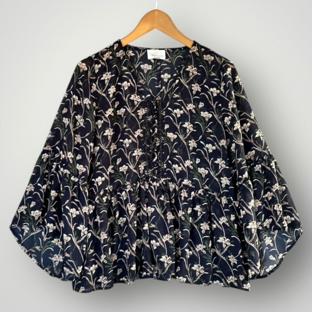 🎉5 for $45🎉 Blu Heaven top blouse shirt size S